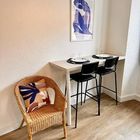 Апартаменты Milos Cosy Hypercentre Historique *